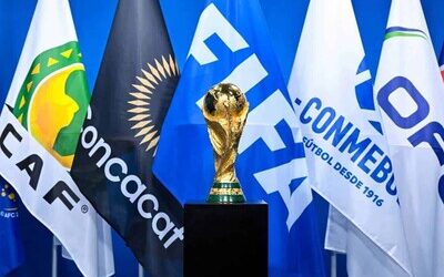 FIFA exculpa árbitro Alemania-Curazao de hacer gesto supremacista