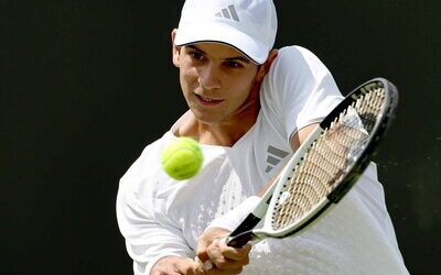 Rafael Jódar debuta con victoria en Wimbledon
