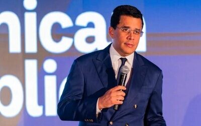 David Collado lidera reunión para la sesión del COI 2027 en Punta Cana