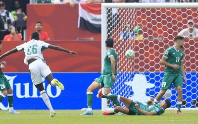 Senegal aplasta 5-0 a Irak y busca clasificar
