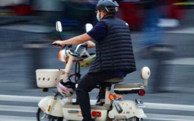 El documento digital que debes tener para obtener placas para scooters, motos y bicis eléctricas en CDMX