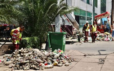 «Encontramos de todo»: el ejército que limpia Reforma en CDMX durante Mundial