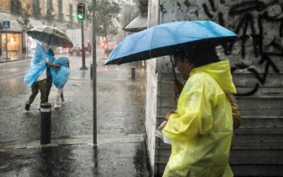 Autoridades alertan por fuertes lluvias en 12 estados durante el fin de semana