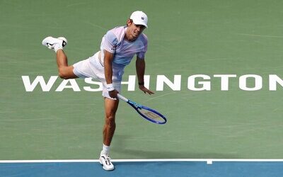 ATP: De Miñaur tumba a Tsitsipas y jugará contra Hewitt