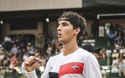 JCC 2026: Peter Bertrán logra triunfo y avanza a cuarto de final