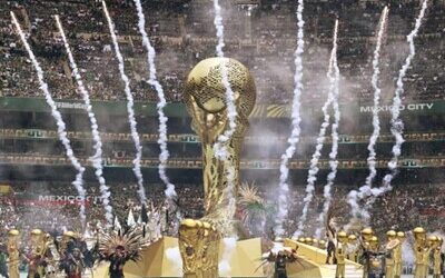 Tom Cruise, Robbie Williams y Laura Pausini cerrarán el Mundial