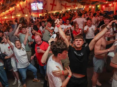 Los pubs abrirán hasta la madrugada en Reino Unido