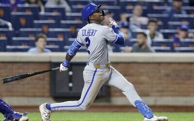 MLB: Tyler Tolbert hace historia en la MLB con 12 hits al hilo
