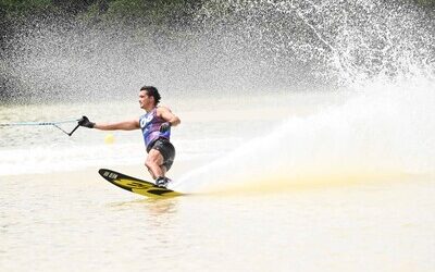 Paolo Pigozzi ganó el oro en esquí náutico y su hermano Andrea plata