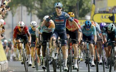 Tim Merlier conquista al esprint la séptima etapa en un dí