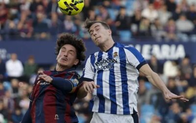 Vencedor busca equipo, pero el club cambia el plan y entrena con el grupo