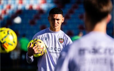 Kervin Arriaga, nuevo jugador del AEK Athenas