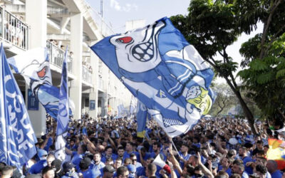 El Málaga estima en 18.000 los aficionados que se han quedado fuera por el tamaño de La Rosaleda