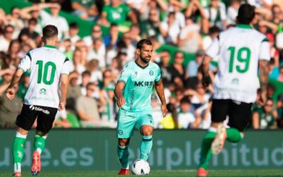 El Alavés se impone al Racing en una interminable tanda de penaltis