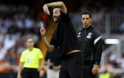 Carlos Corberán: “Soy un aliado de la exigencia y acepto la crítica cuando el Valencia no gana”