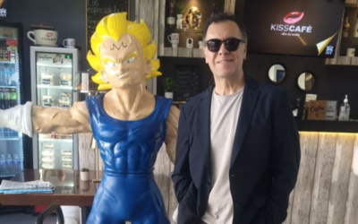 René García, ‘Vegeta’, comparte gran momento con laguneros en convención de Anime