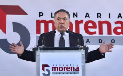 Enrique Inzunza vuelve al Senado y toma distancia de Rocha Moya