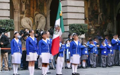 Adiós a las escoltas para los mejores alumnos: la SEP cambia la regla en primarias de la CDMX