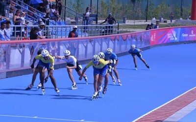 JCC2026: Collin Castro gana oro en los 1.000 metros de patinaje
