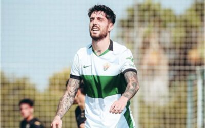 Fer Niño cae de pie en el Elche