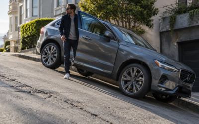 El error al estacionar tu carro en una pendiente que amerita multa aún con el freno de mano bien puesto
