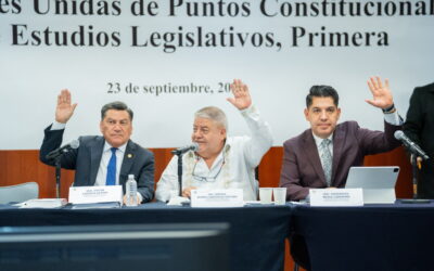 Prohibición a gobernar con doble nacionalidad avanza en las comisiones del Senado