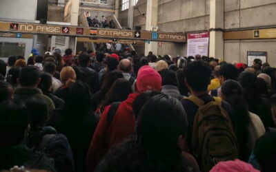 Caos en la Línea 12 del Metro: usuarios enfrentan largas filas por mantenimiento y servicio parcial