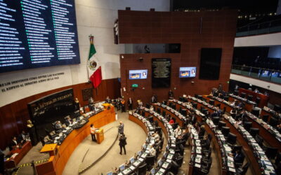 Senado aprueba reforma ‘Antimemes’ y parodias entre críticas de oposición