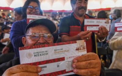 Familias mexicanas completan la quincena gracias al gobierno: ingresos programas sociales se duplica en 5 años