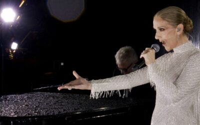 Céline Dion regresa a los escenarios en París tras seis años de ausencia