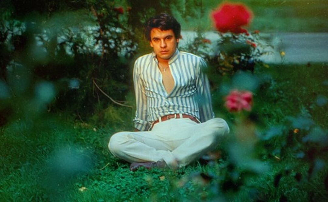 Una mirada hacia la vida y legado de Juan Gabriel