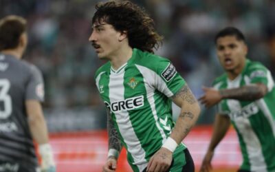 Bellerín: «Hay dos jugadas dudosas y una la castiga y otra la premia»
