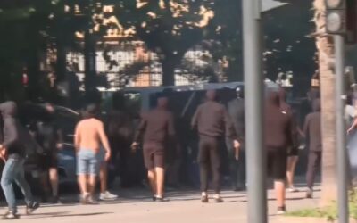 Batalla campal entre ultras del Levante y el Sevilla en la previa del partido