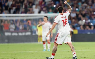Isaac Romero marca el 2-3, manda callar a la grada y termina expulsado