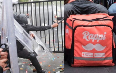 Repartidor de Rappi se convierte en símbolo del abuso policial en la protesta por el agua en Jalisco