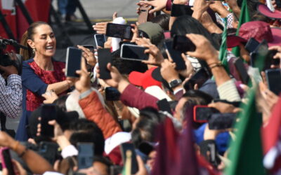 “Me siento muy orgullosa”: Sheinbaum celebra los 15 años de Morena y recuerda sus inicios en el partido
