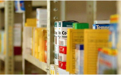 Sheinbaum reúne a expertos para modernizar el sistema de salud y resolver el desabasto de medicamentos con tecnología