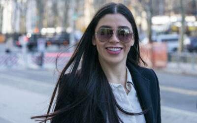Emma Coronel demanda a Penguin Random House ante el IMPI por uso de su imagen en libro de Anabel Hernández